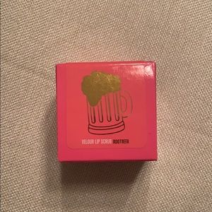 Jeffree Star Root Beer Velour Lip Scrub